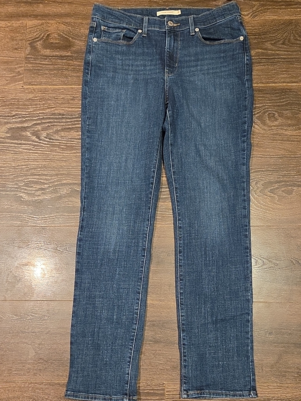 ❤️ NWOT! LEVIS CLASSIC STRAIGHT LEG JEANS, 8L (29 LONG /TALL)